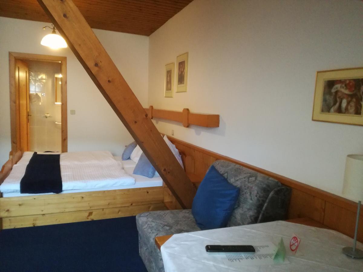 Gasthof Platzschmied Guttaring Exteriör bild